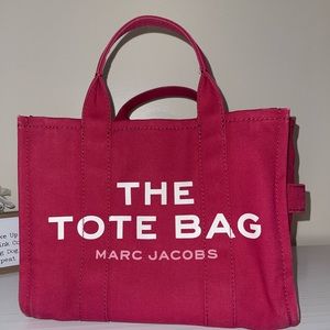 Marc Jacobs The Tote Bag